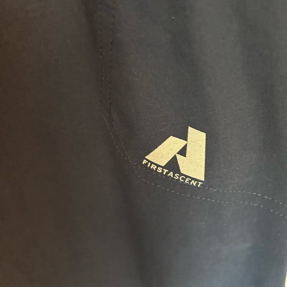 Eddie Bauer Blue guide pro capris size 14 - Picture 4 of 6